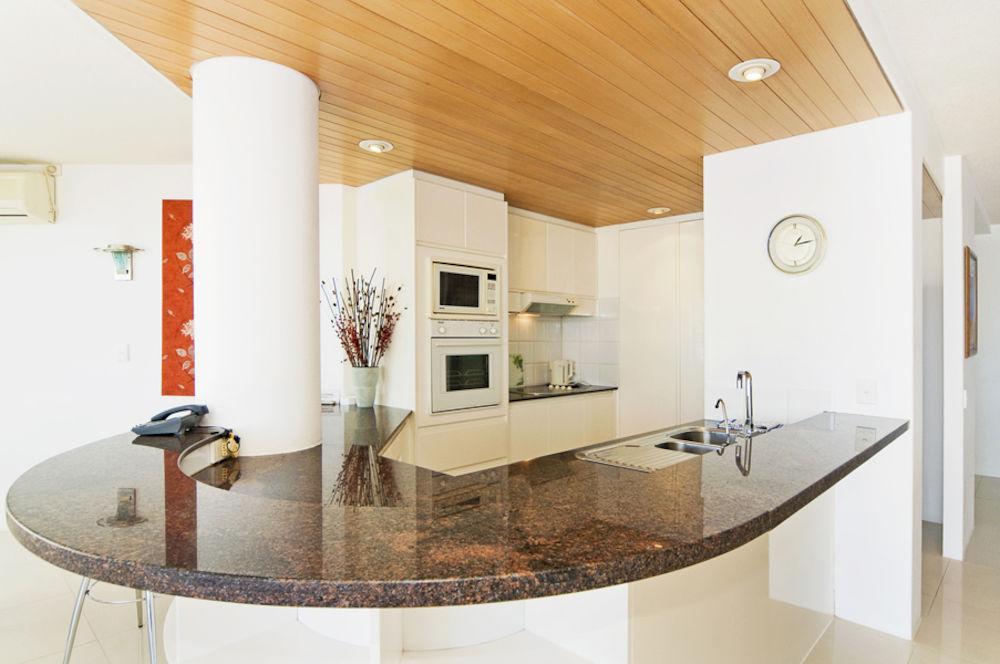 Oceanside Resort - Absolute Beachfront Apartments Gold Coast Buitenkant foto