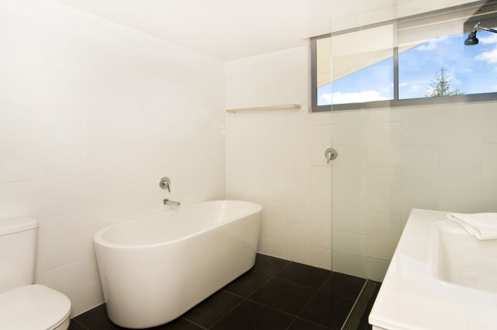 Oceanside Resort - Absolute Beachfront Apartments Gold Coast Buitenkant foto
